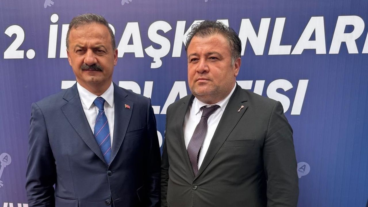 Müstet, İl Başkanları Toplantısı’na katıldı