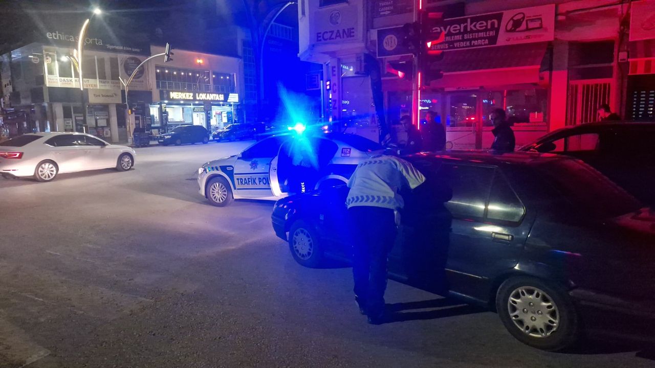 3 motosiklet trafikten men edildi