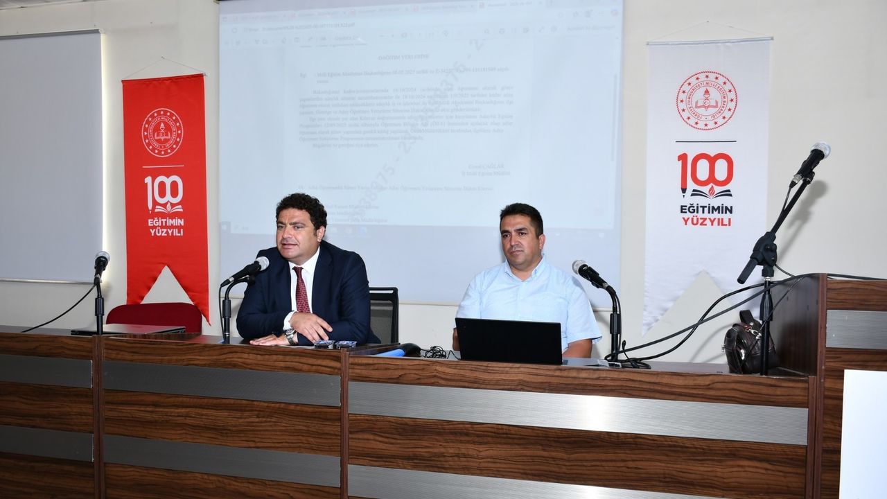 Aday öğretmenlere eğitim