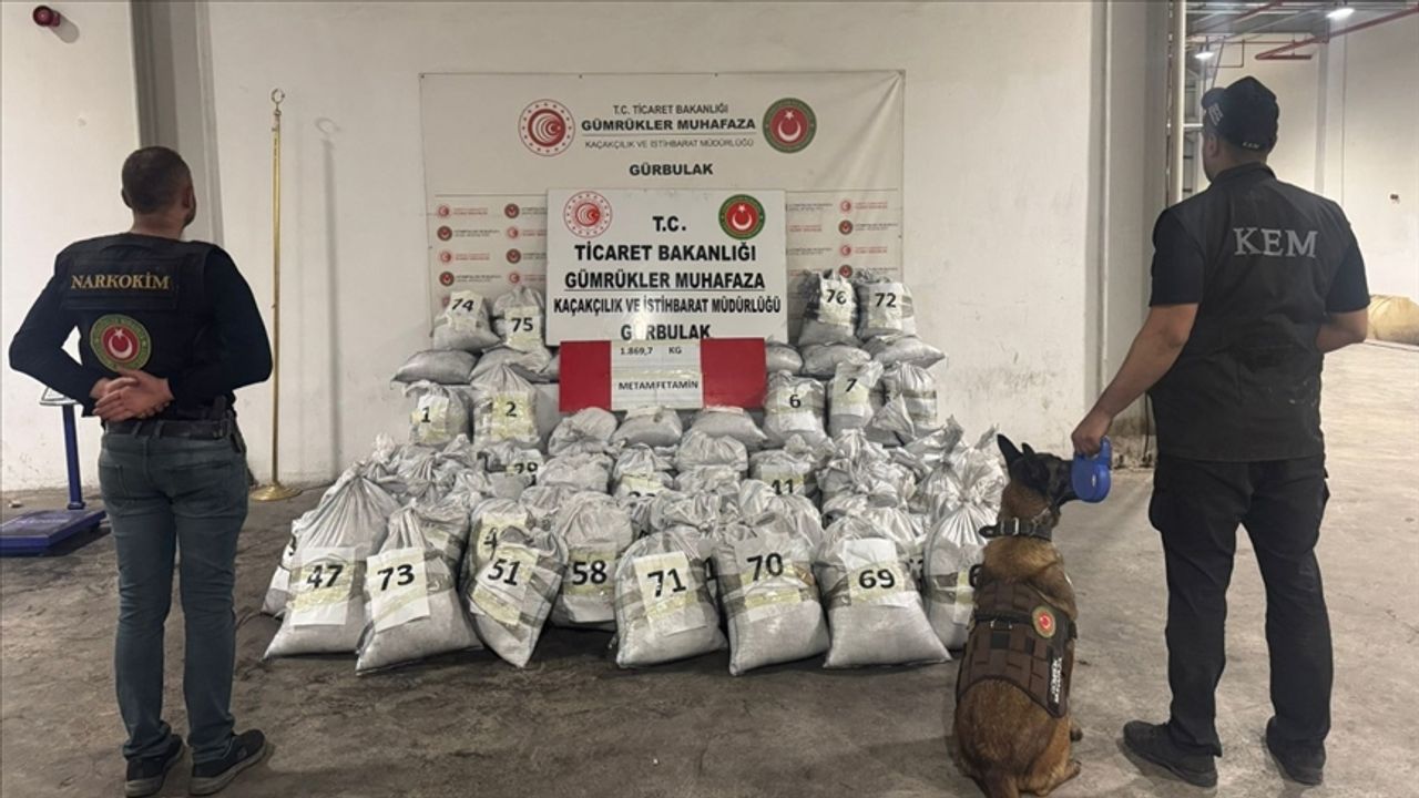 Ağrı Gürbulak’ta tarihi uyuşturucu operasyonu