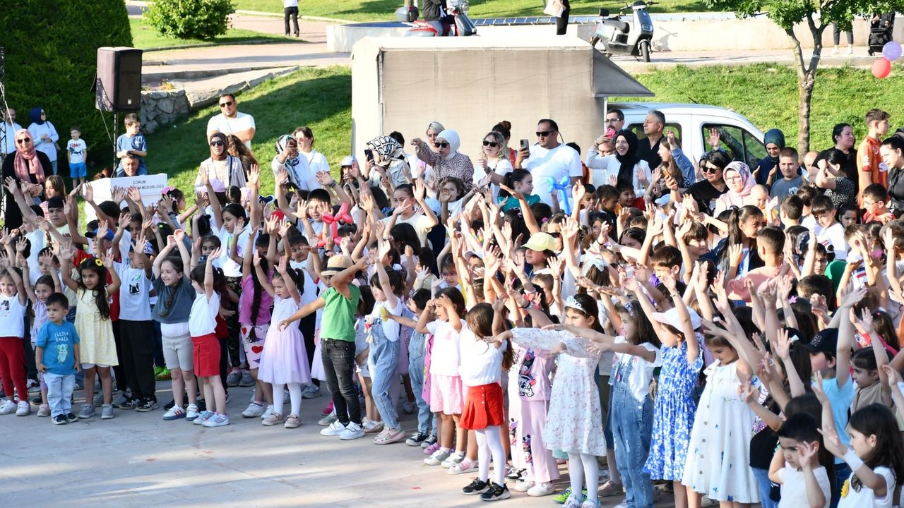 “Aile ve Oyun Haftası”nda Okul Öncesi Eğitim Şenliği