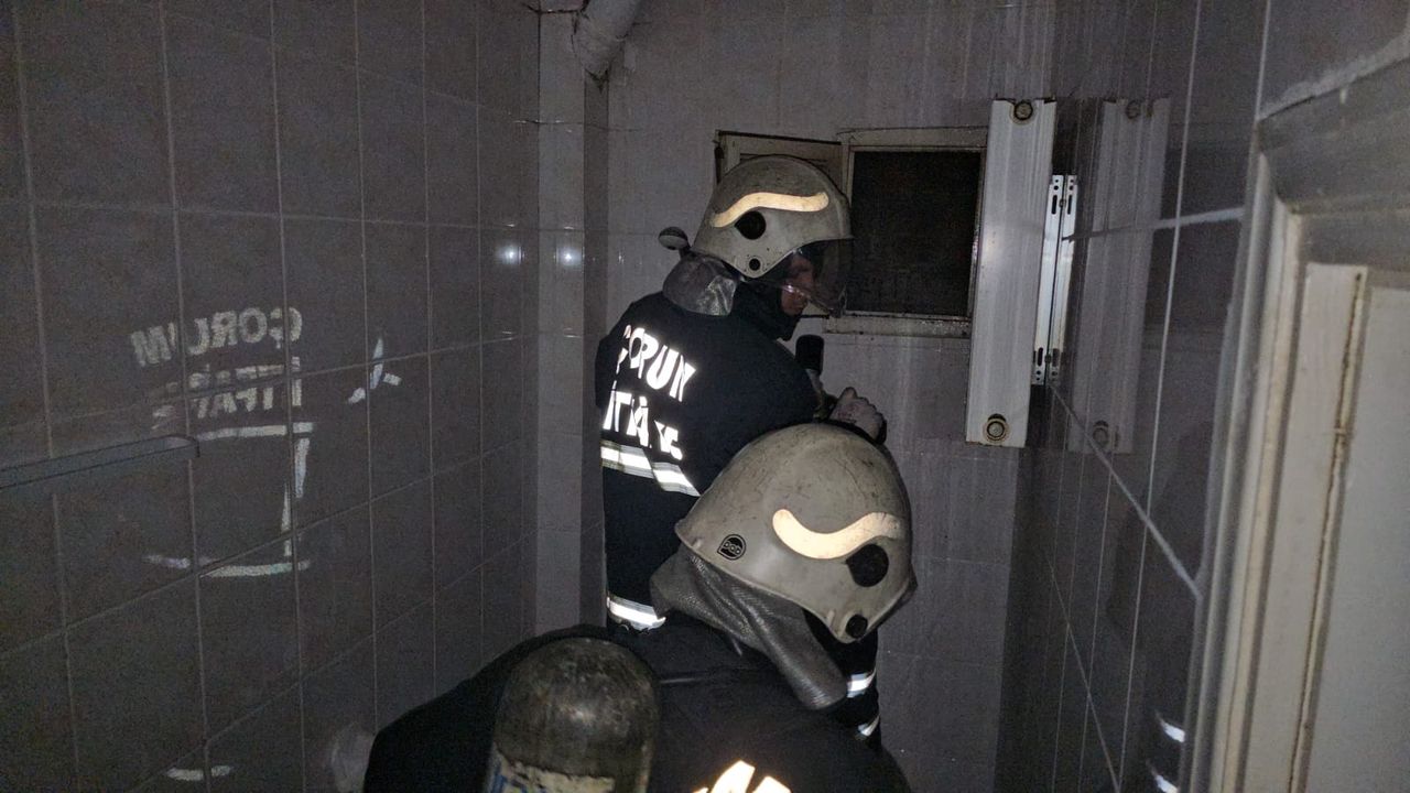 Havalandırma boşluğunda çıkan yangın korkuttu