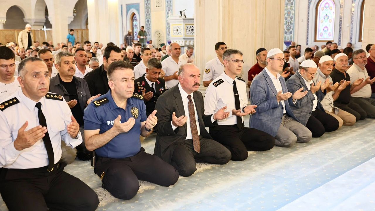 Jandarma’dan Şehitler  için Mevlid programı