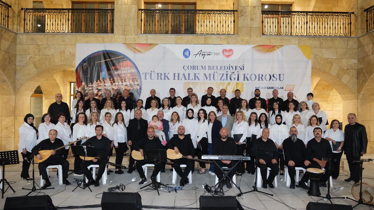 Bedesten türkülerle yankılandı