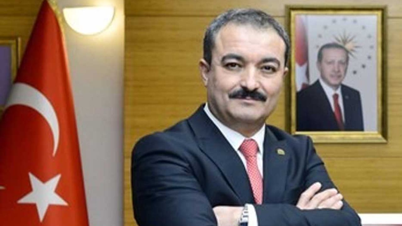 Rektör Öztürk bayramı kutladı