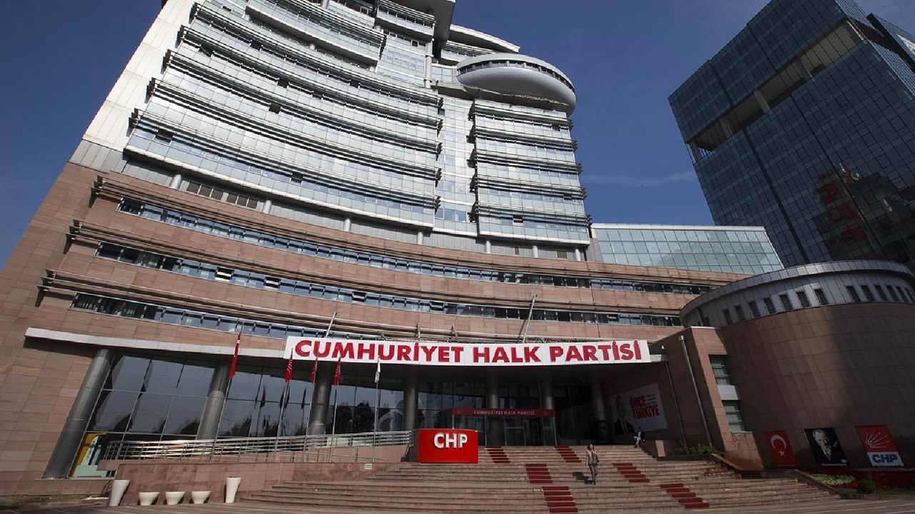CHP’nin kurultay iptal  davası 8 Eylül’e ertelendi