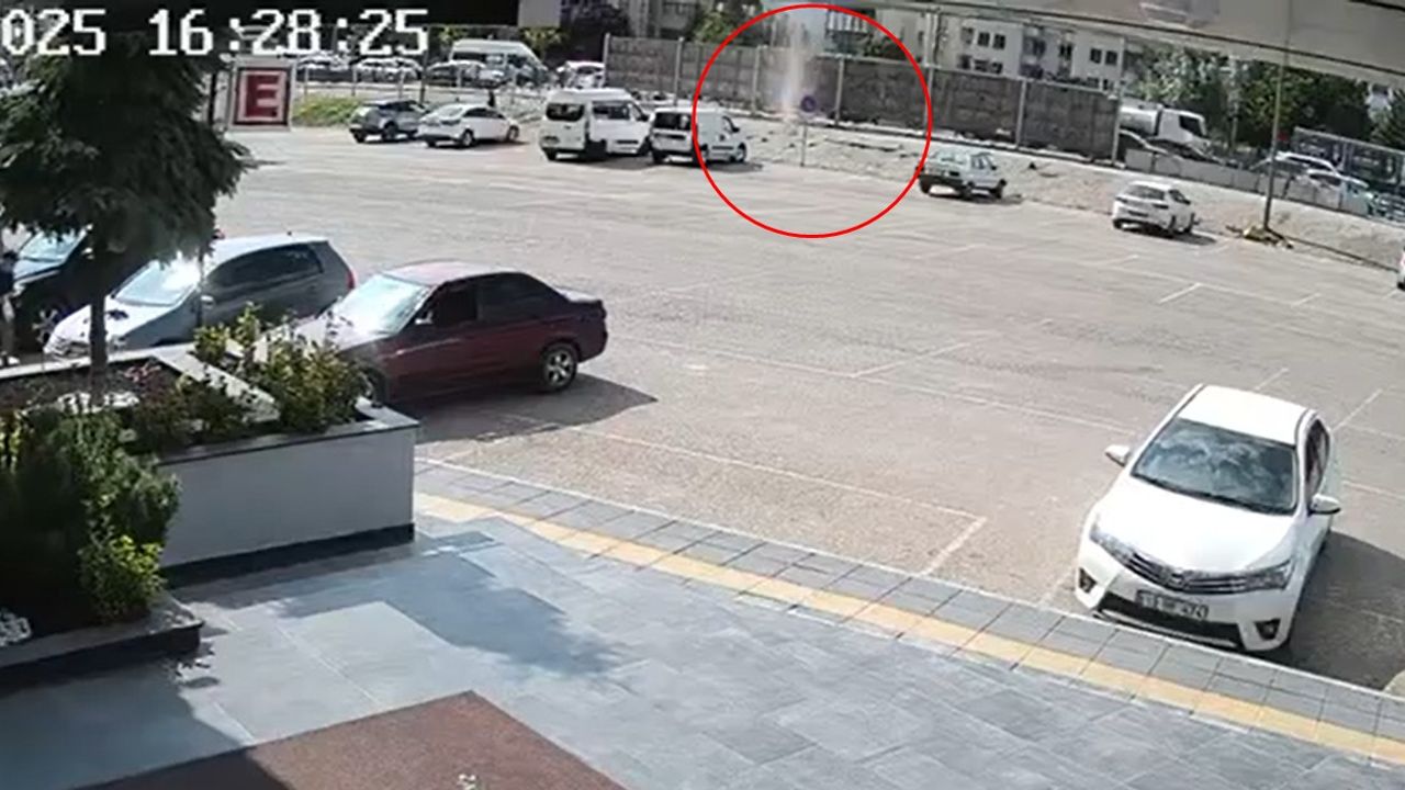 Çorum'da hortum: Park halindeki araçlar sarsıldı! İşte o anlar