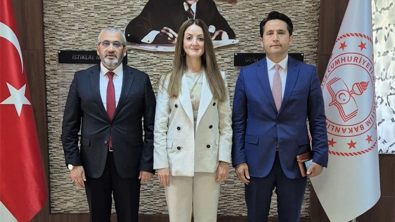 Dekan Akça’dan Çağlar’a ziyaret
