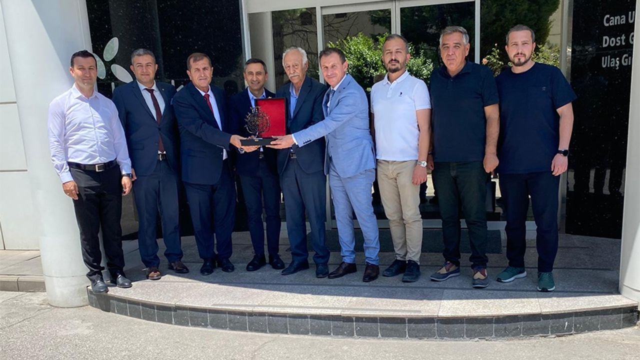 Cana Un’a Çorum Ticaret  Borsası’ndan teşekkür plaketi