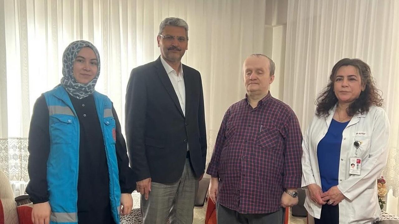 Evde sağlık hizmeti  alan hastalara ziyaret