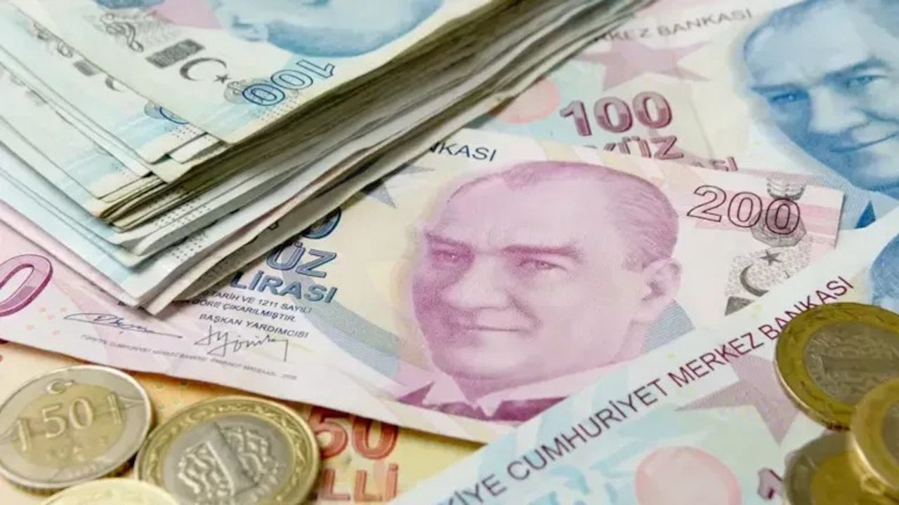 Zam bekliyorlardı maaşları düştü