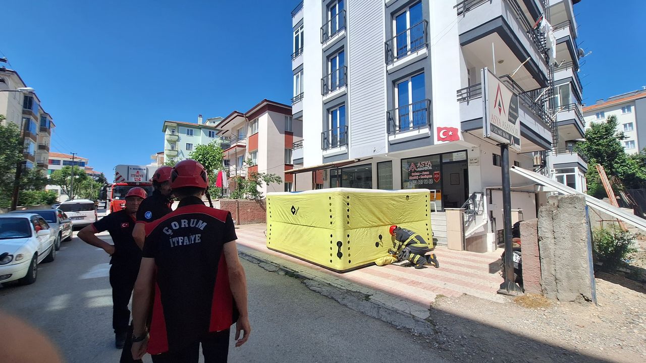 Borçları nedeni ile bunalıma giren genci...