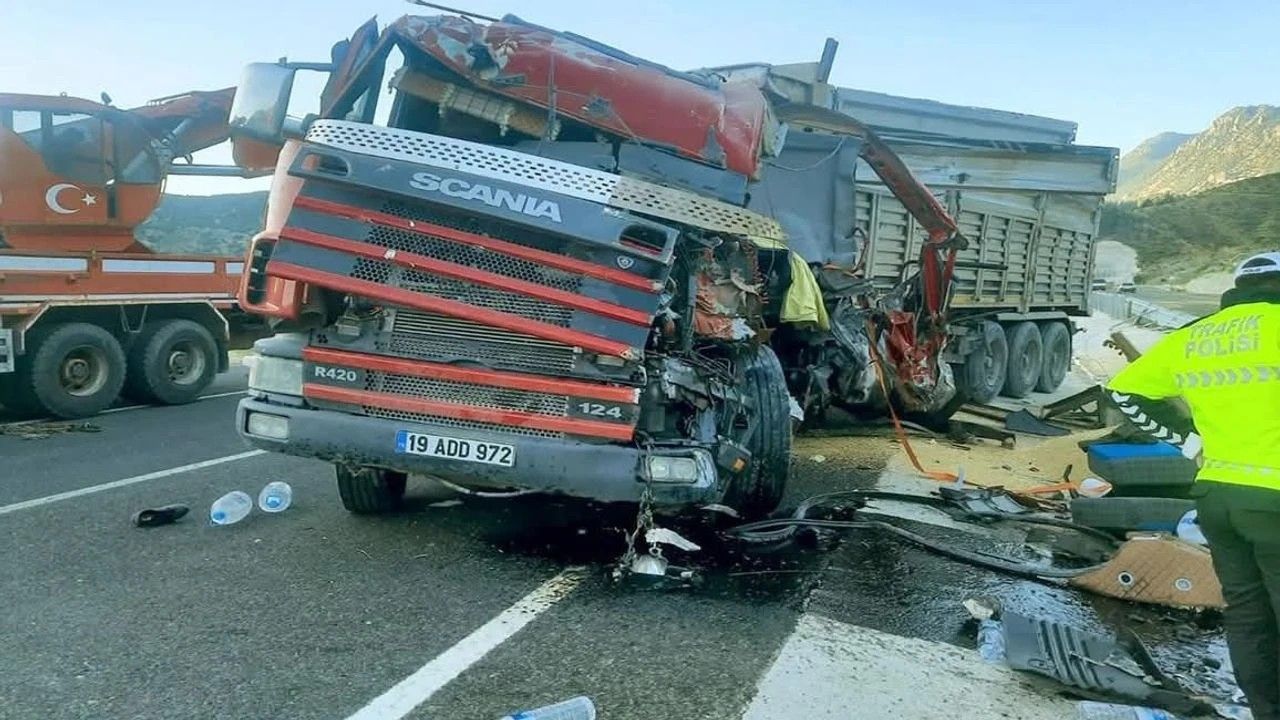 Çorumlu şoför acı kazada hayatını kaybetti