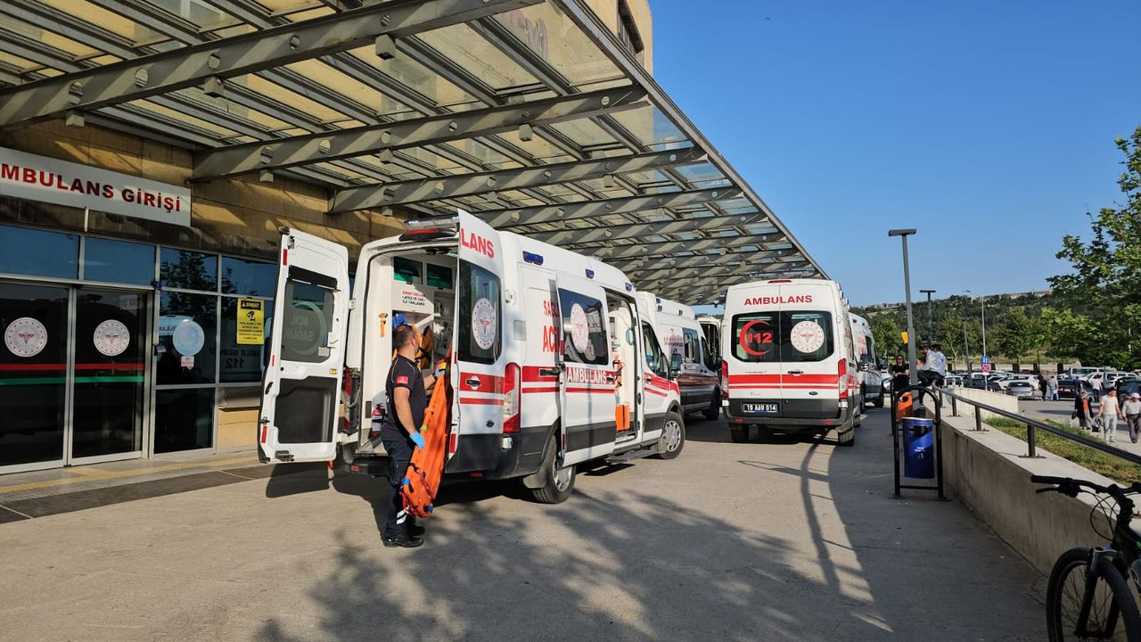 Çorum’da zincirleme kaza: 10 yaralı