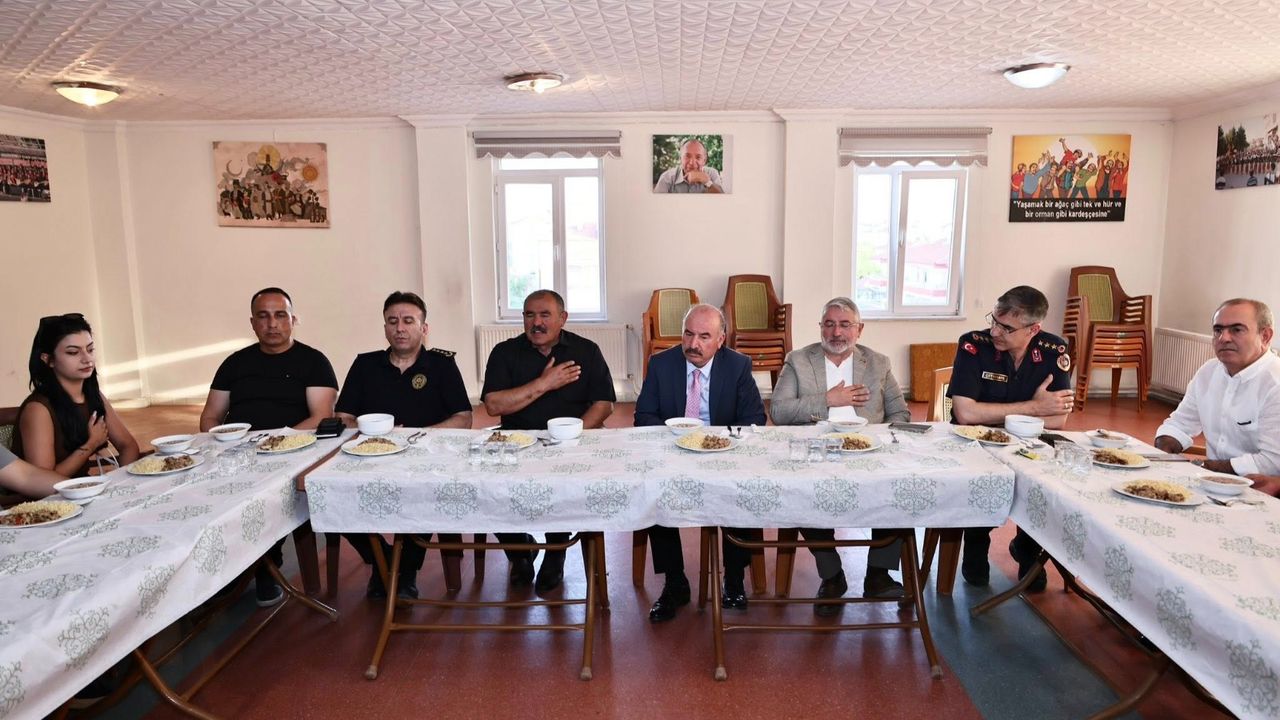 Hacı Bektaş Veli Vakfı’nda  gönüller “aşure”de birleşti