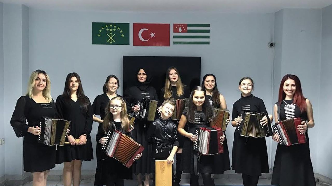 Kafkas Derneği gecesi bu akşam