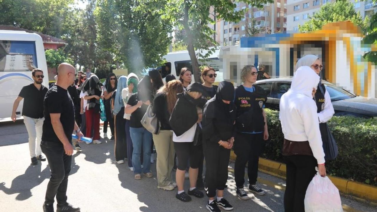Fuhuş operasyonu: Şüphelilerden 1'i  Çorum'da yakalandı