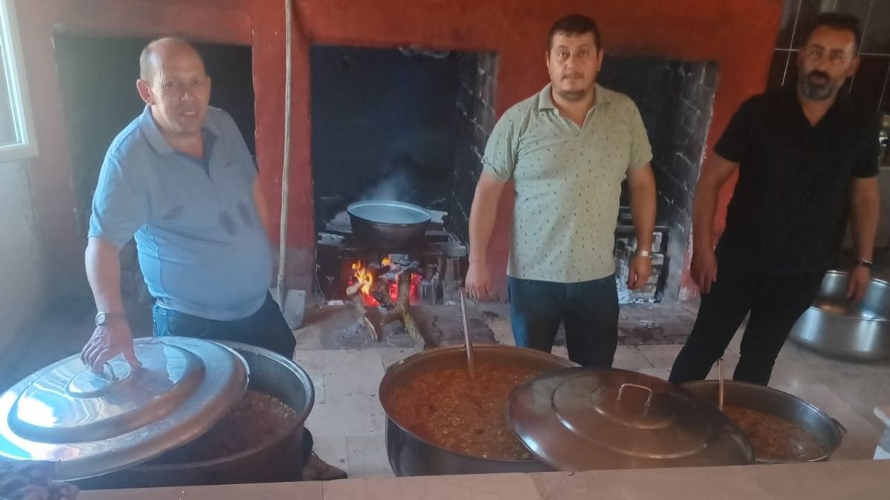 Palabıyık’ta  aşure lokması