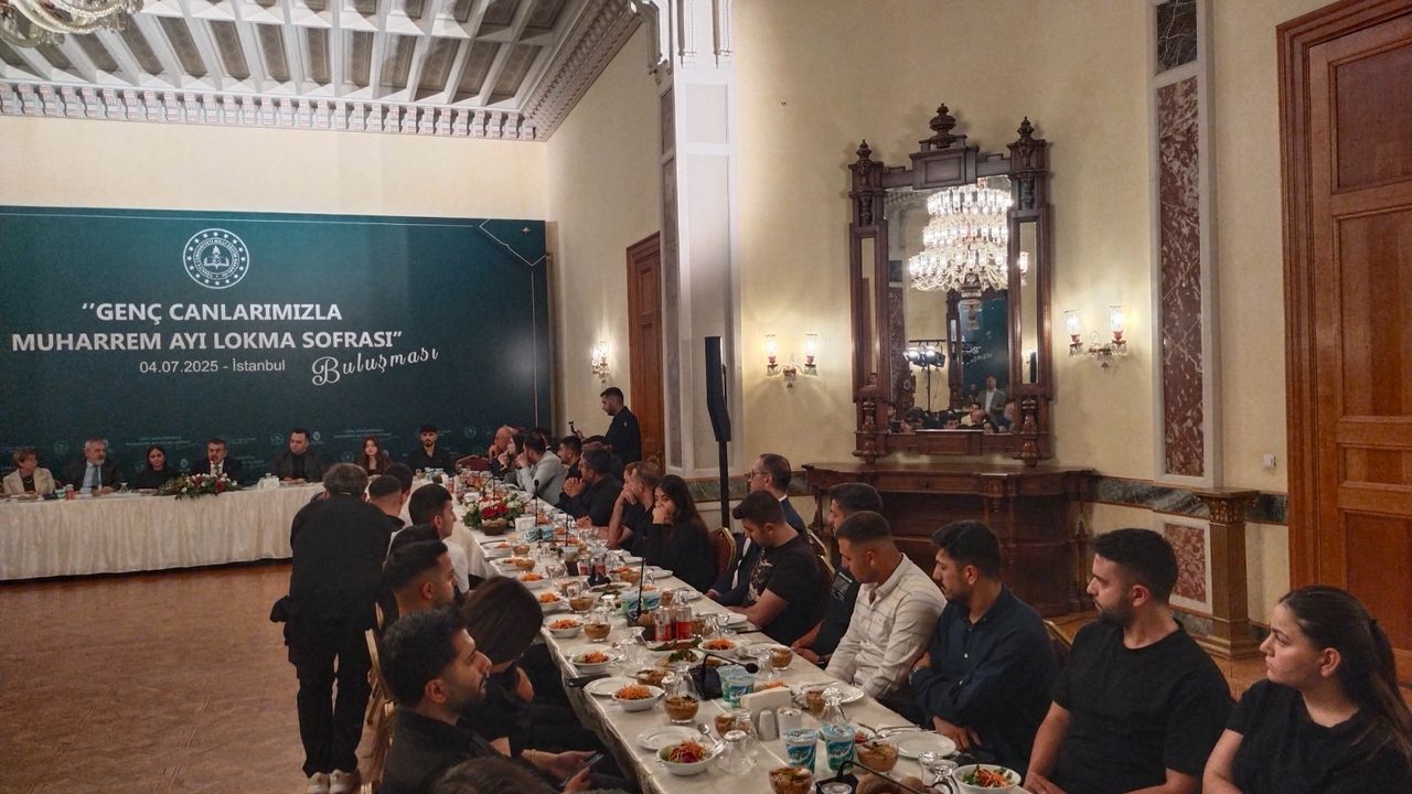 Bakan Tekin, Muharrem  ayı lokma sofrasına katıldı