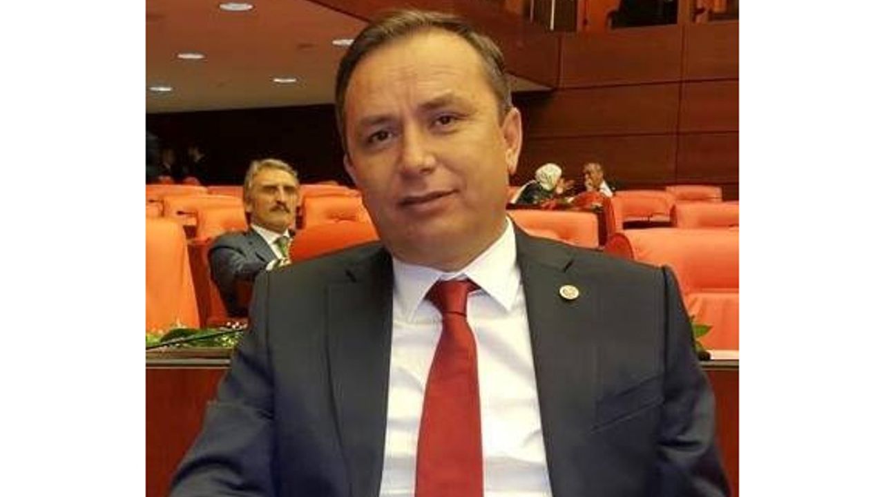 Ceylan: “Derginin yazar ve  yöneticileri ateşle oynuyor”