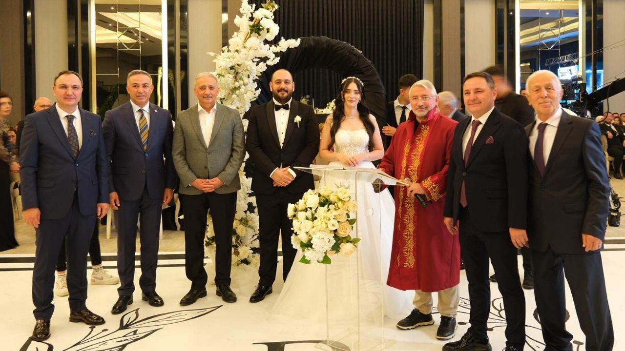 Battal ailesinin mutlu günü
