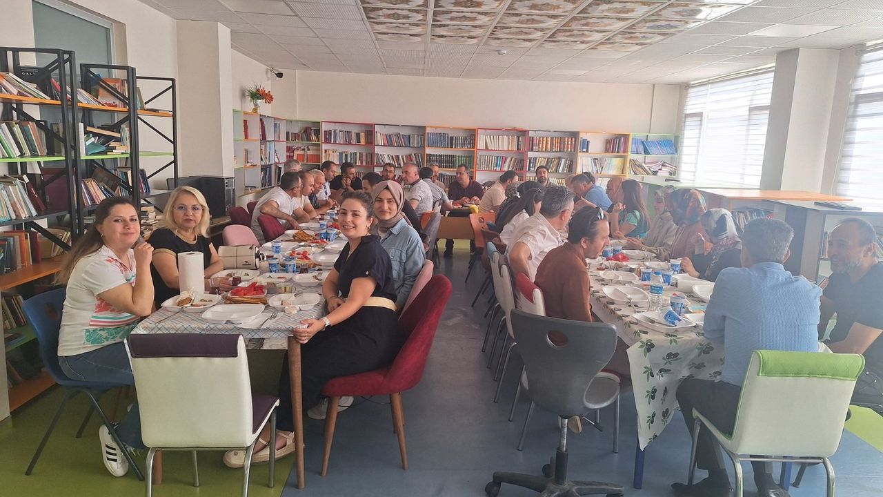 Osmancık 75. Yıl Cumhuriyet  İlkokulu kendi binasına geçiyor