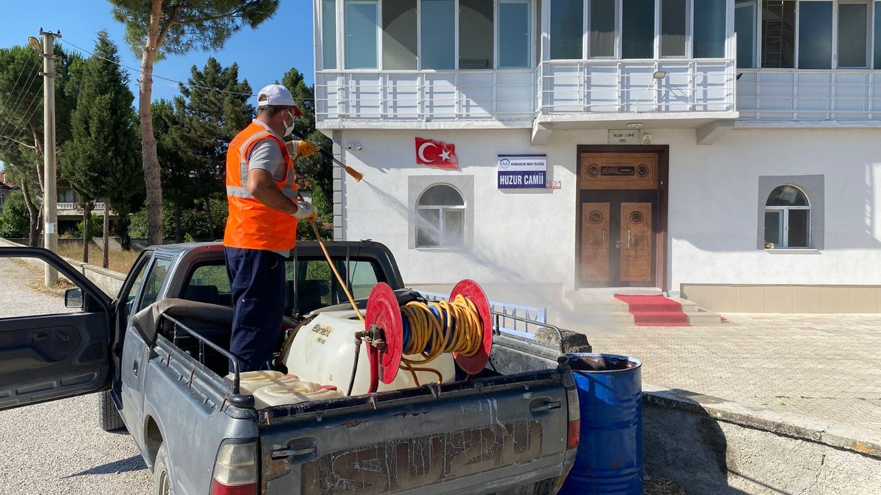 Osmancık’ta haşere ve  keneye karşı ilaçlama