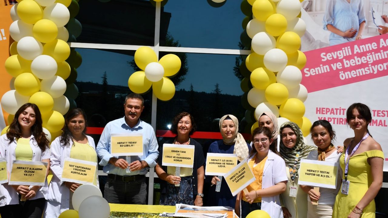 Hepatit Günü’nde farkındalık etkinliği