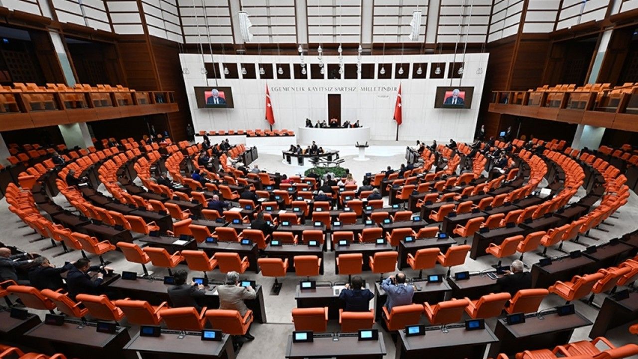 O parti kapatılıyor! İşte nedeni...
