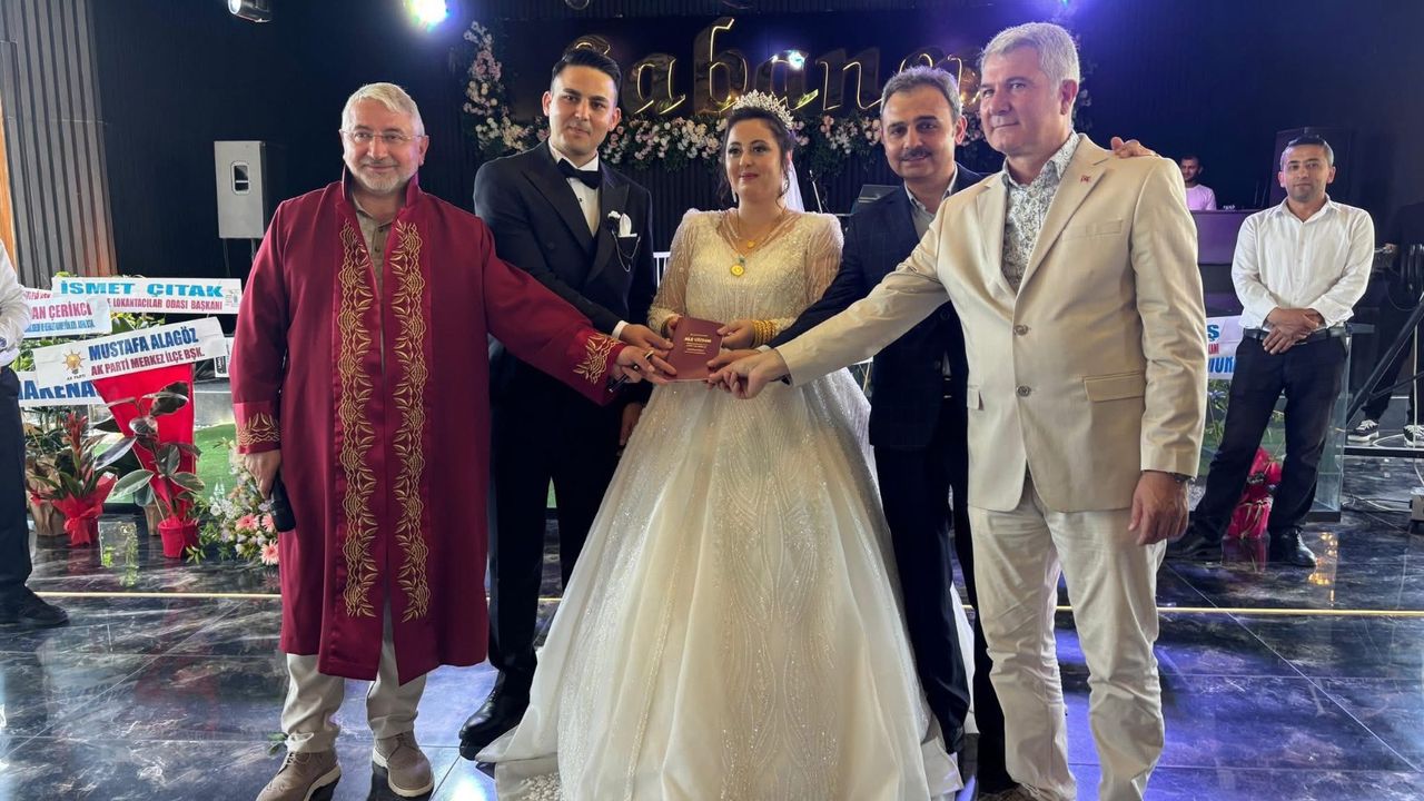 Sibel & Adem Biçer  çifti dünyaevine girdi