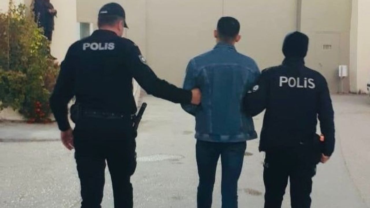 Aranan 17 kişi yakalandı
