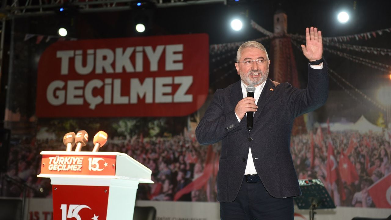 “15 Temmuz’da milletin çelik iradesi tarihe geçti”
