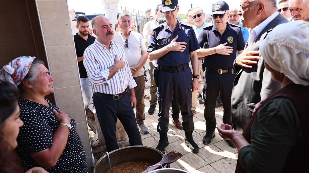 Morsümbül’de gönüller aşure gününde birleşti