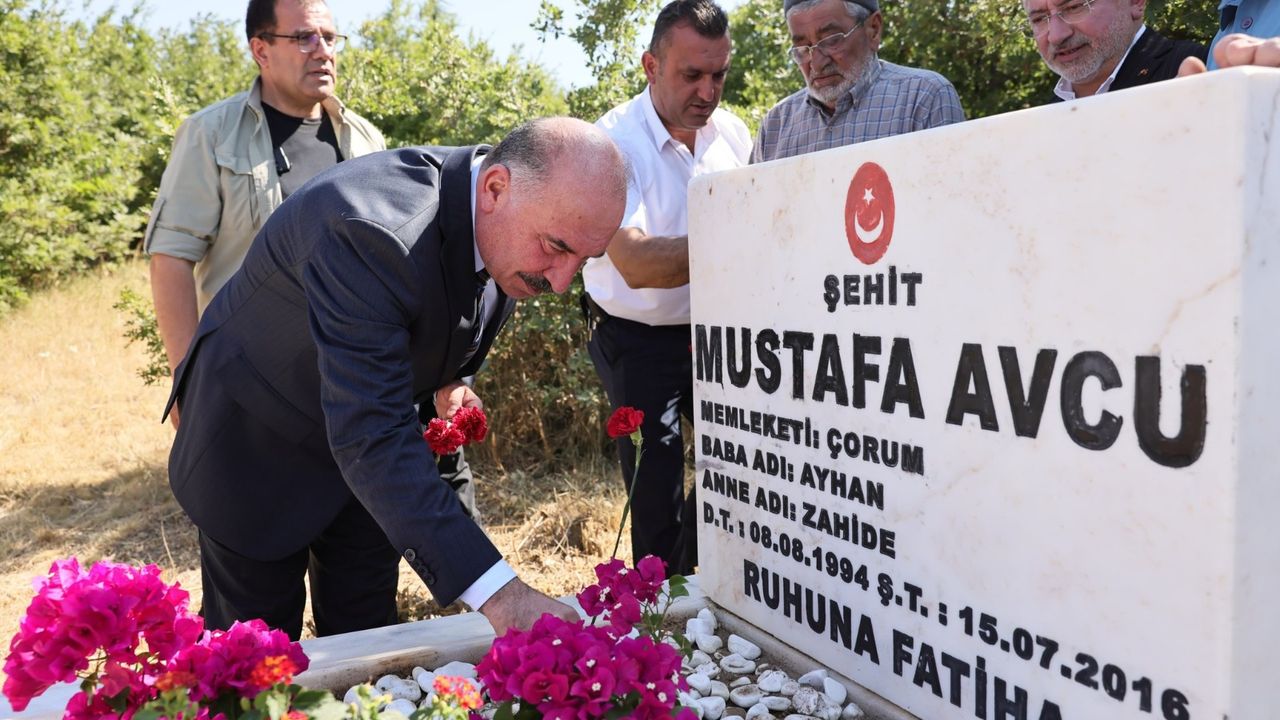15 Temmuz şehidi kabri başında anıldı