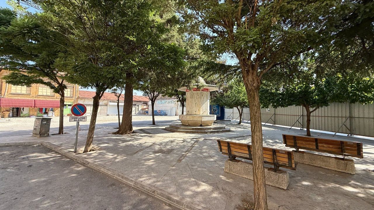 Tarihi Çorum Meydanı Projesi’nde 2. etap başladı