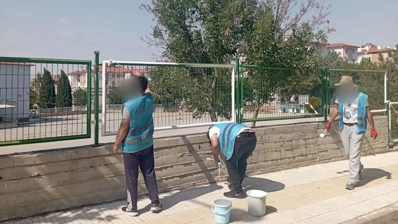 Yükümlüler 4 okulu  baştan aşağı yeniledi