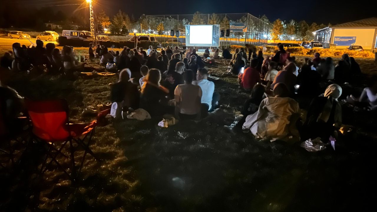 Dodurga'da açık hava  sineması etkinliği yapıldı