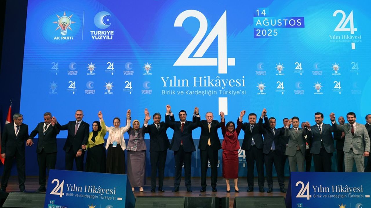 9 belediye başkanı  AK Parti'ye geçti
