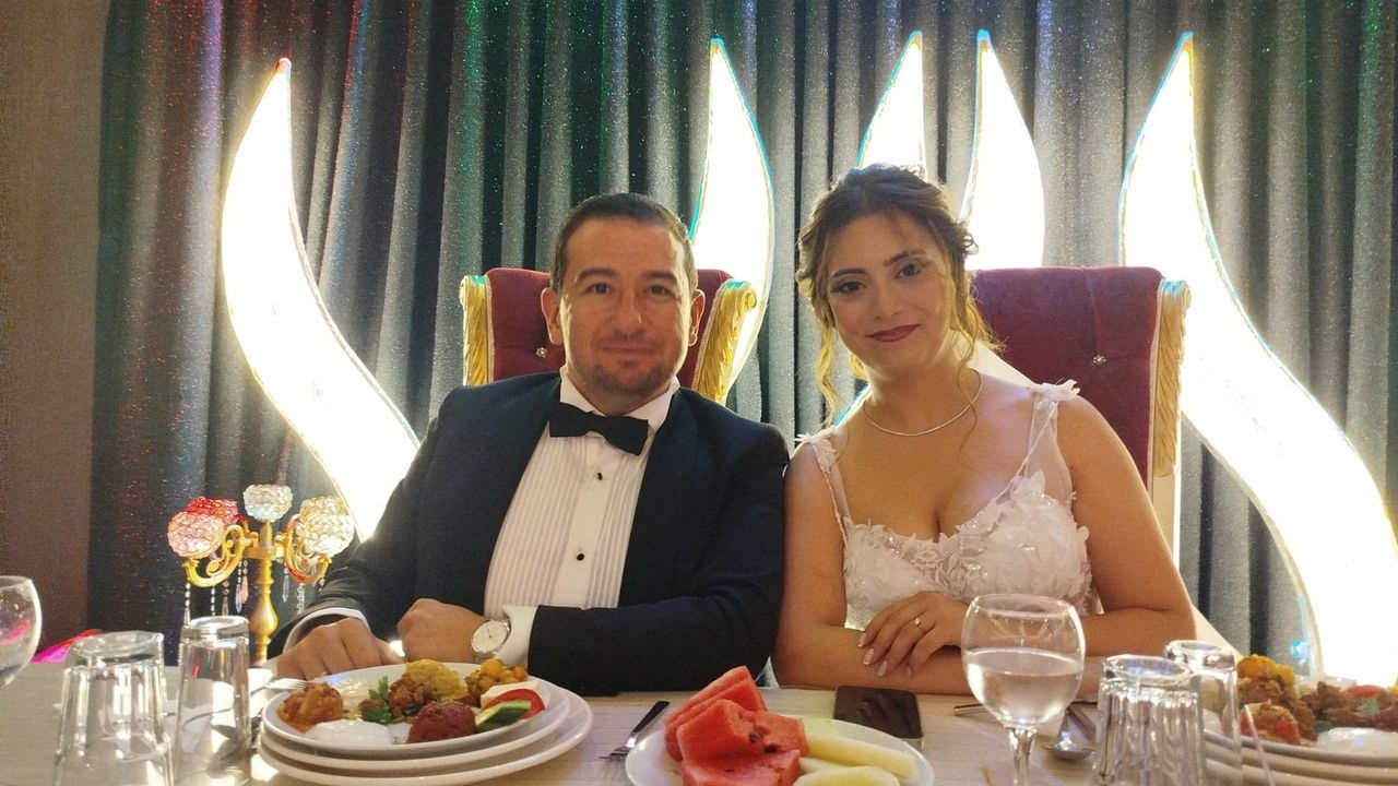 Buse ile Eray'a görkemli düğün
