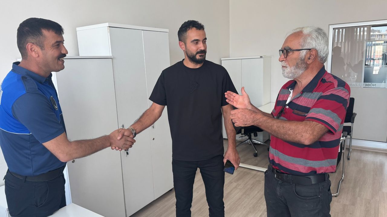 Çorum’da “bravo” dedirten hareket