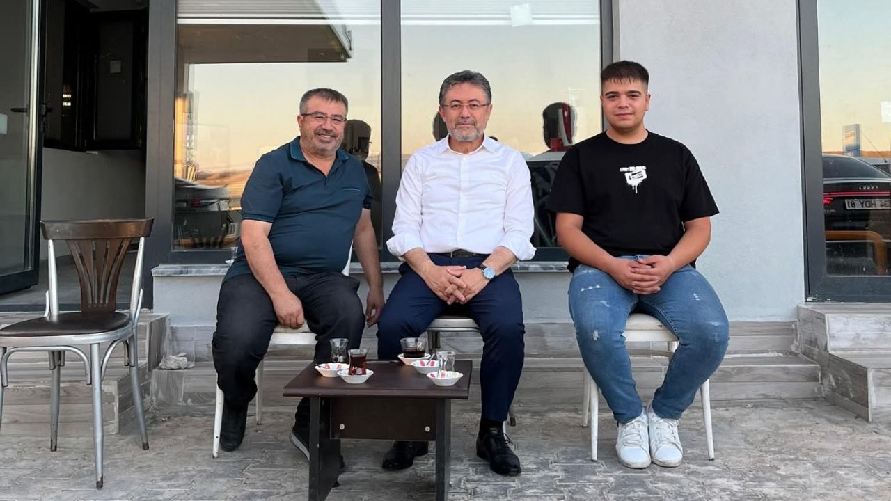 Bakan Yumaklı Sungurlu'da mola verdi