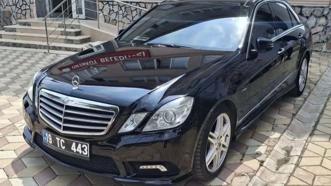 3 milyonluk makam aracı çok tartışılmıştı! Başkan makam aracını satıyor