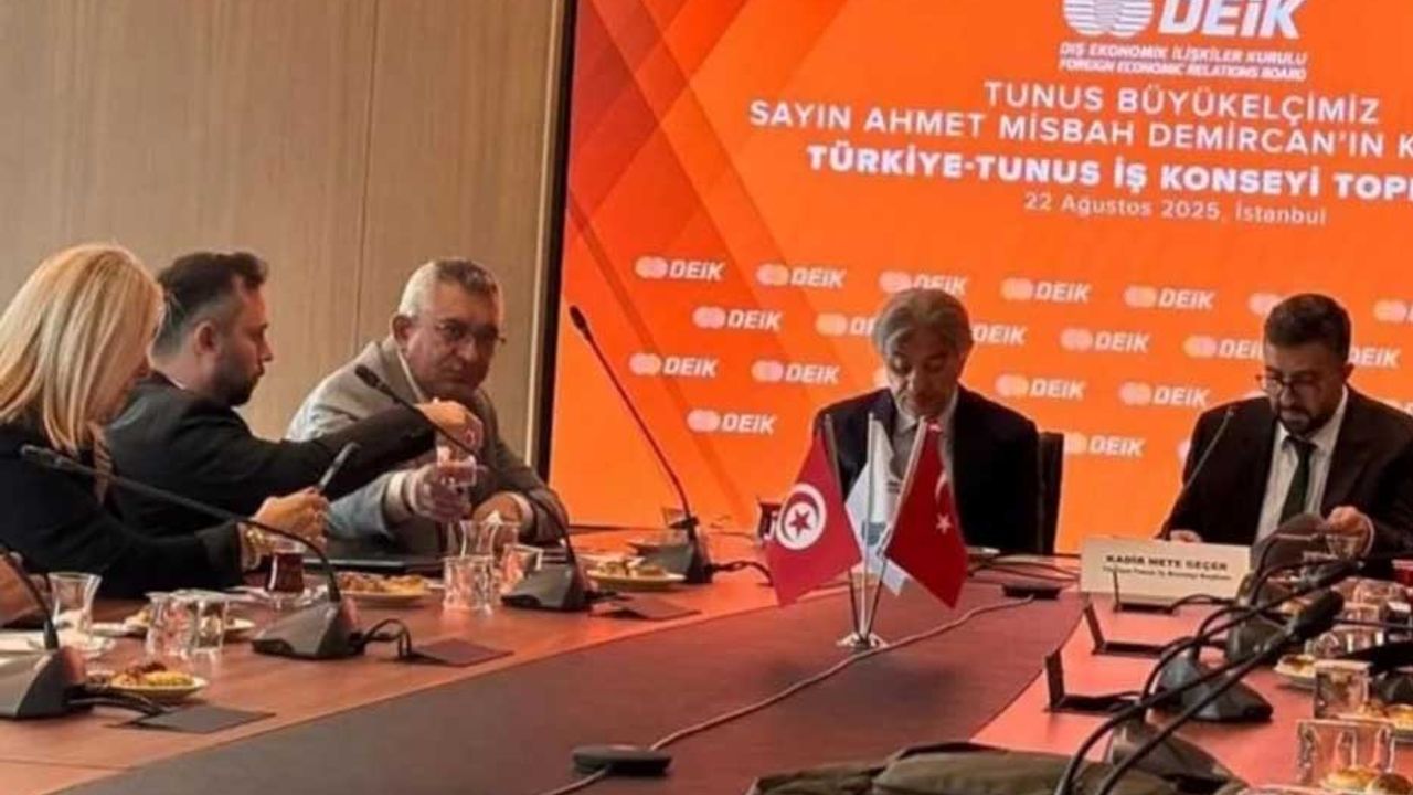 Veli Hoşgör, Türkiye-Tunus İş Konseyi Toplantısı’na katıldı