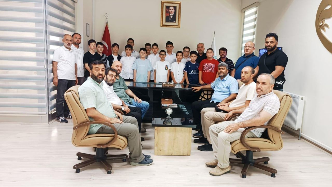 15 genç hafız olmayı başardı