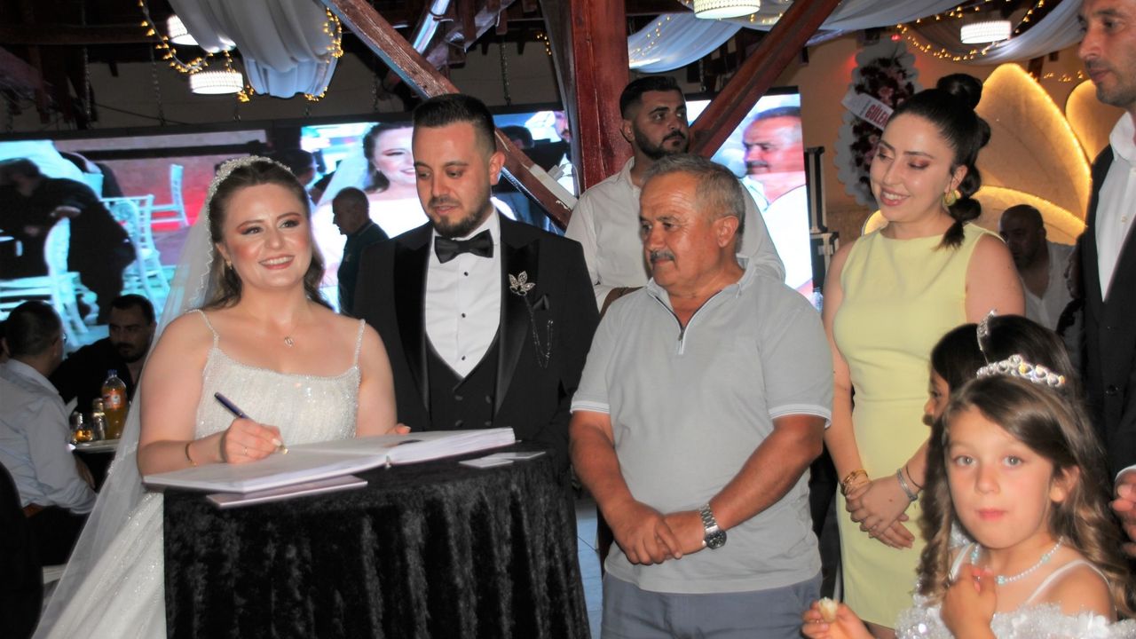 Gülbeyaz & Laçin çifti hayatlarını birleştirdi