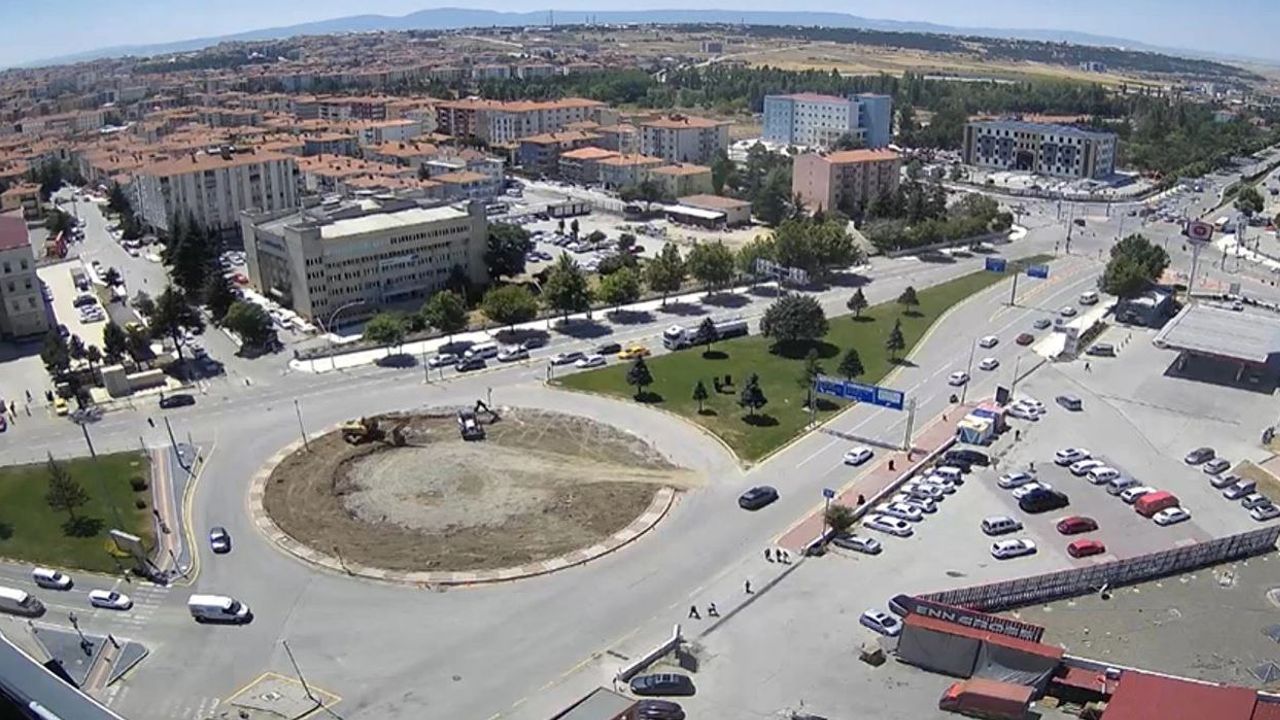 Abide Kavşağı'na Türk Devletleri Anıtı