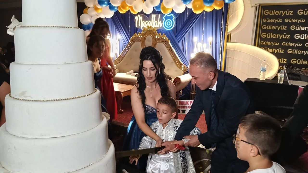 Batak ailesinin mutlu günü