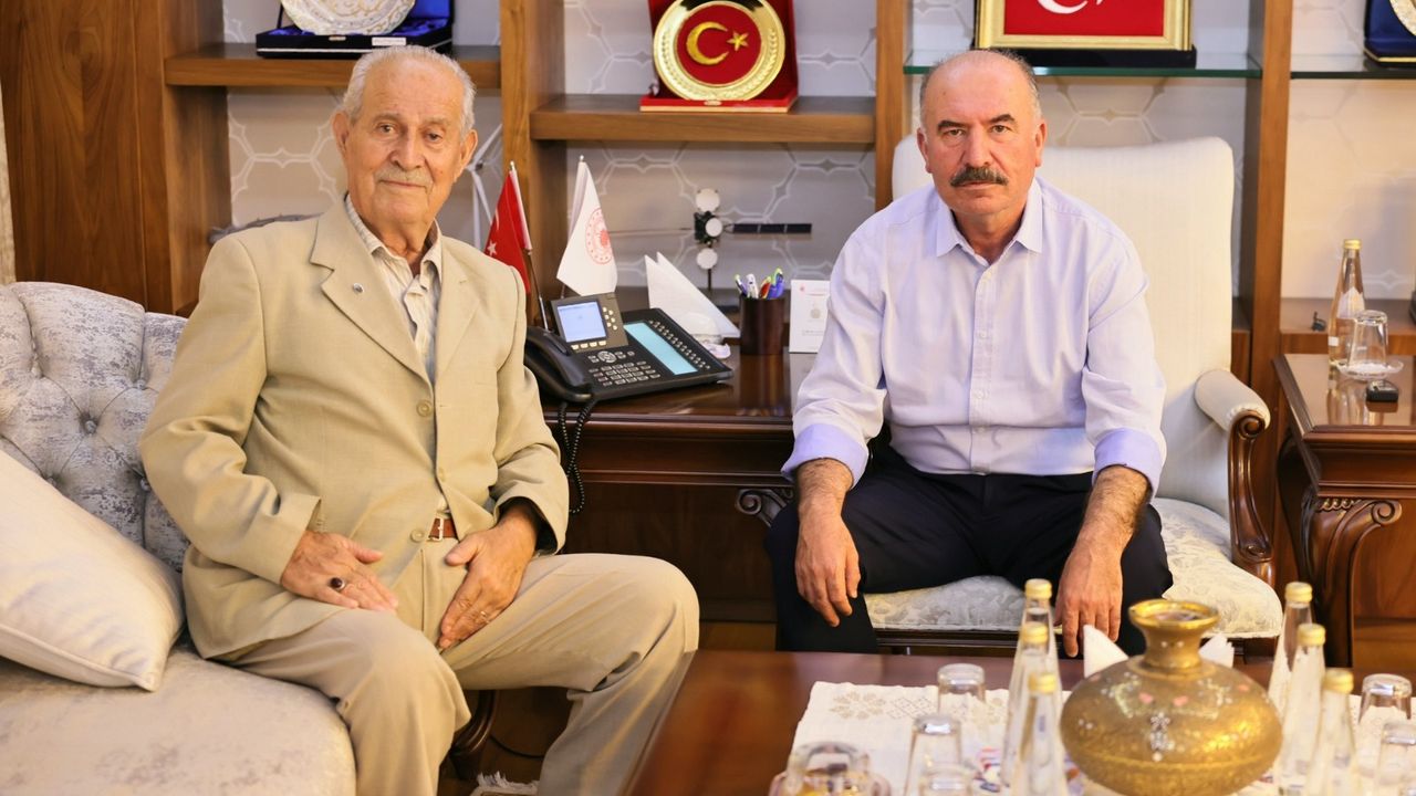 Vali Çalgan, Vali İbrahim Akın’ın ailesini ağırladı