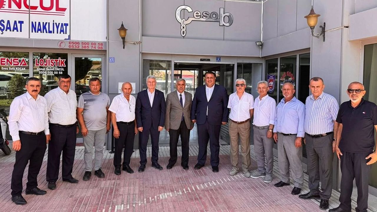 Kaya: “Esnafımızla birlikte geleceğe yürüyeceğiz”