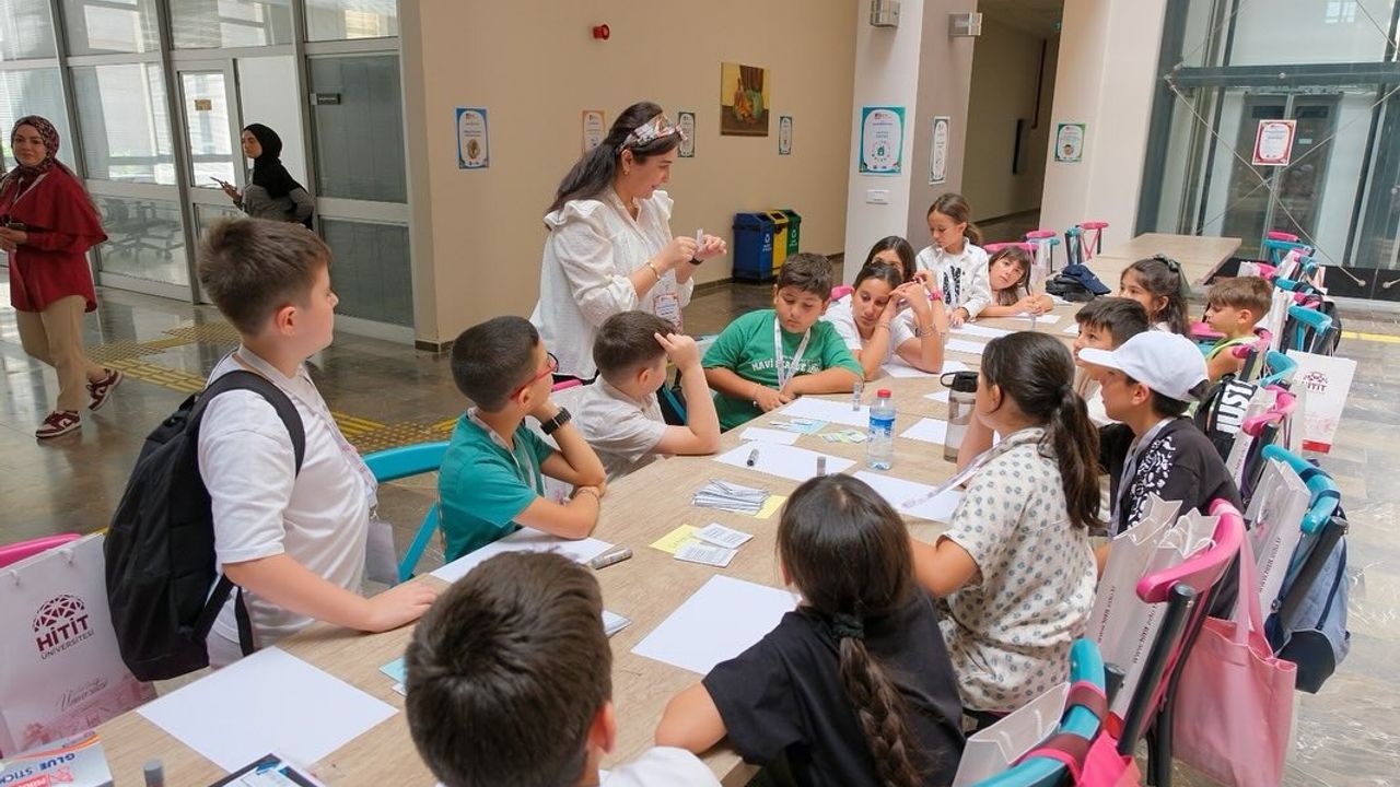 Hitit Çocuk Üniversitesi 7. kez çocuklarla buluştu